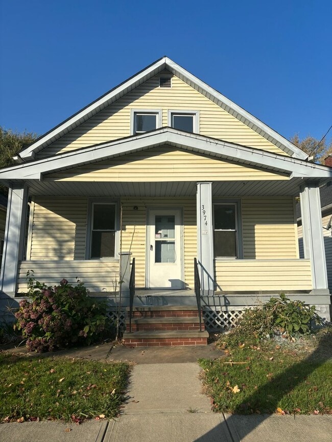 Building Photo - 3bd Single Fleet/Harvard Cash Pay/Section 8