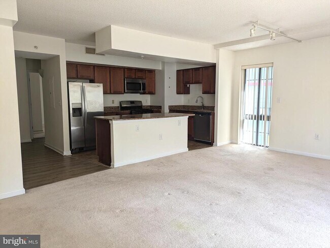 Photo - 7915 Eastern Ave NW Unidad 216