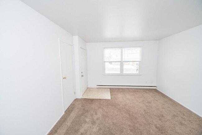 Photo - 2 bed, 1 bath Duplex in Portage