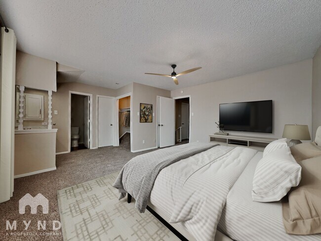 Photo - 6216 Geneva Ave