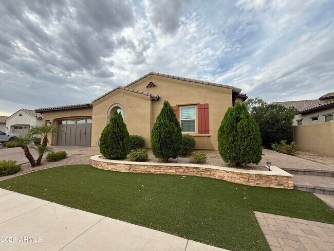 Building Photo - 2307 E Mahogany Pl