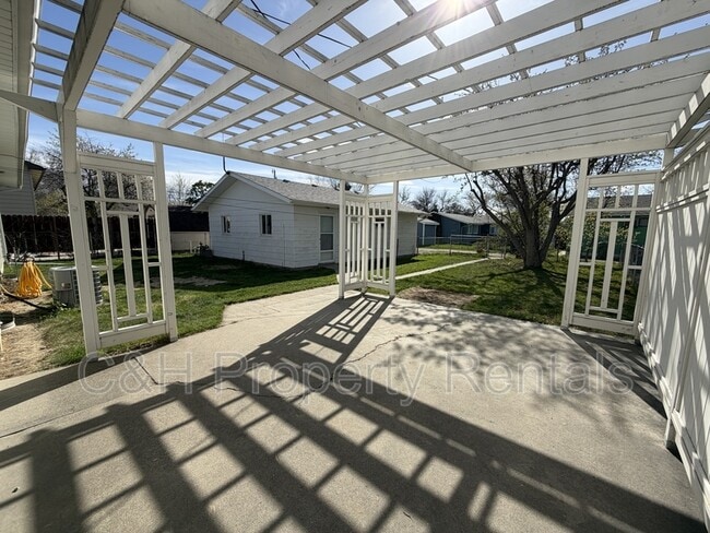Photo - 1126 Lendel Ln