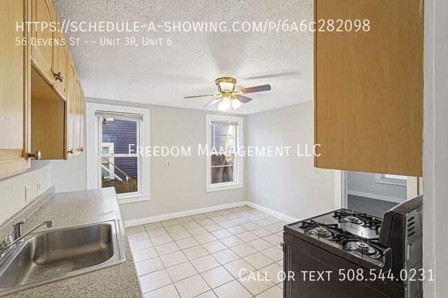 Building Photo - 56 Devens St Unit 3R,  6