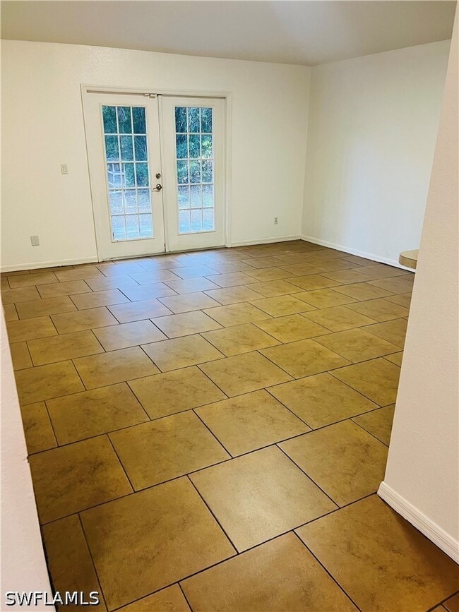 Photo - 3280 2nd Ave SE