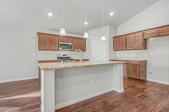 Photo - 19361 Kiowa Crk Wy