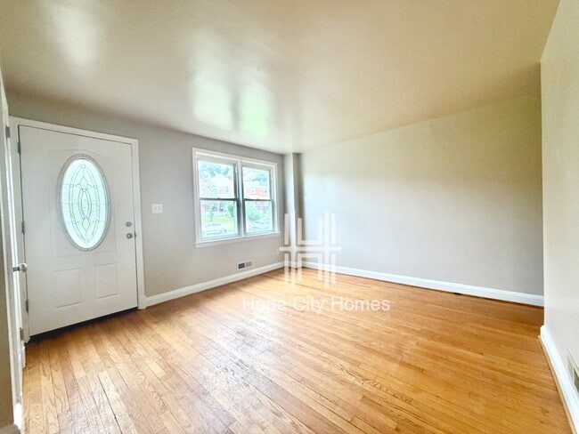 Photo - 629 Lucia Ave