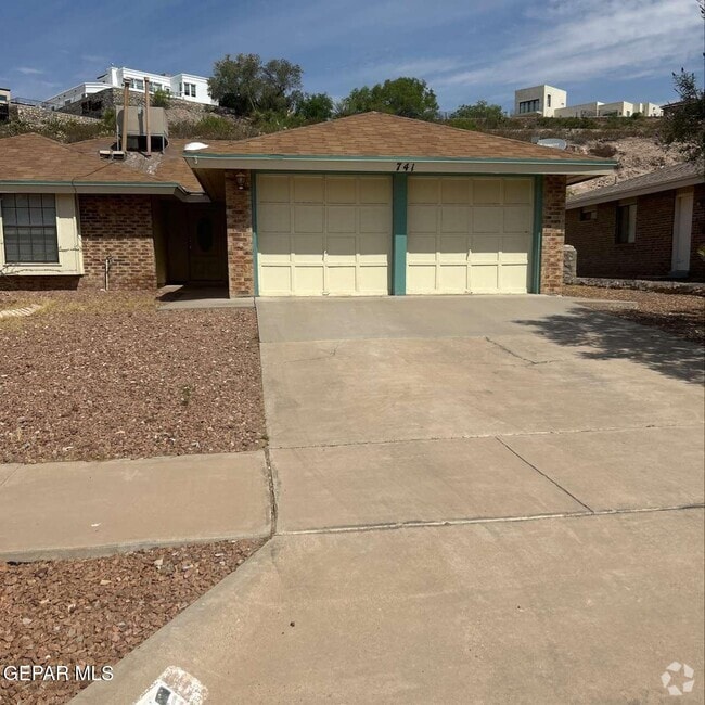 Building Photo - 741 Villa Vanessa Dr Rental