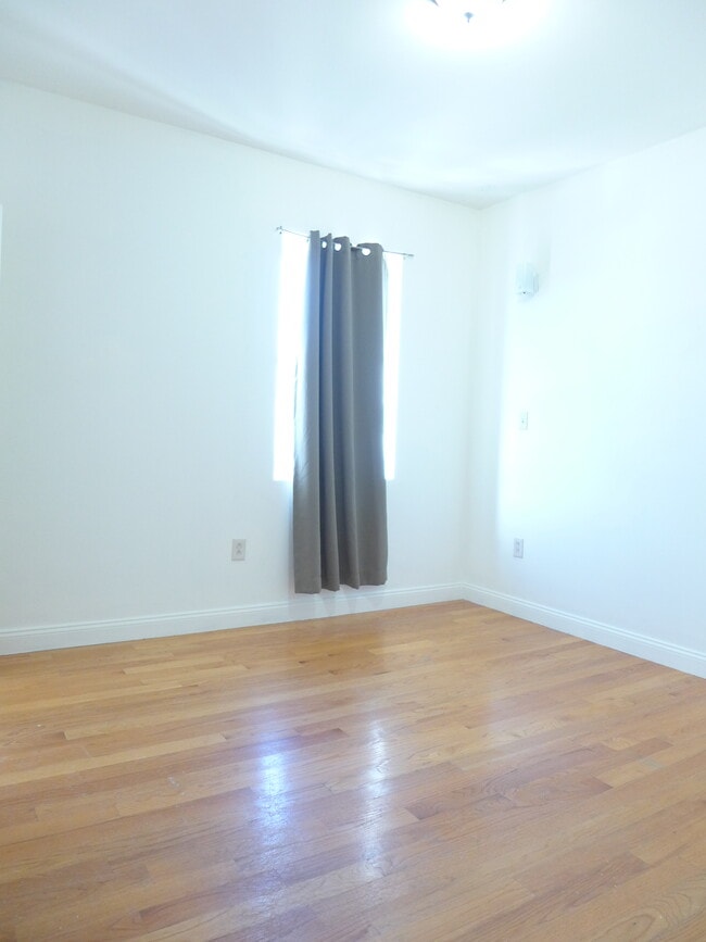 Photo - 48 Dudley St