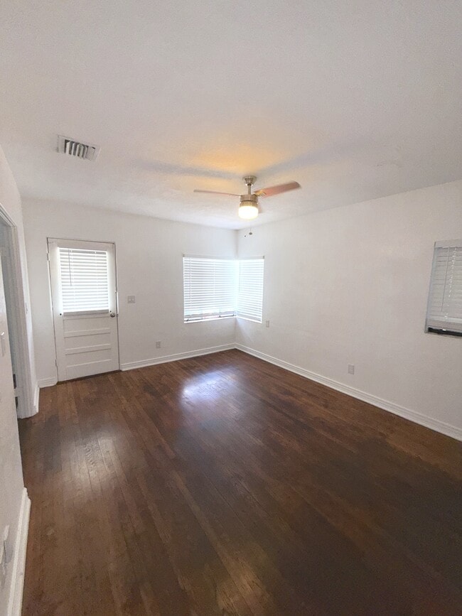 Photo - 1415 Asher Ln