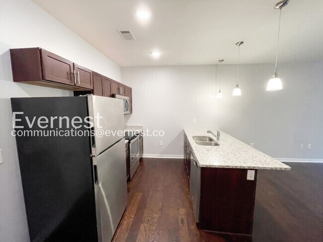 1118 Litton Ave Unit 106