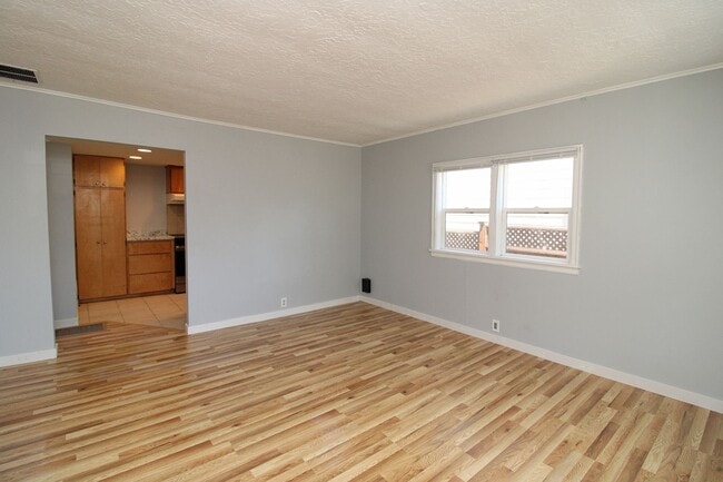 Photo - 6235 NE Shaver St