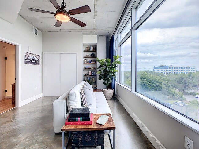 Photo - 525 E Jackson St Unit 608