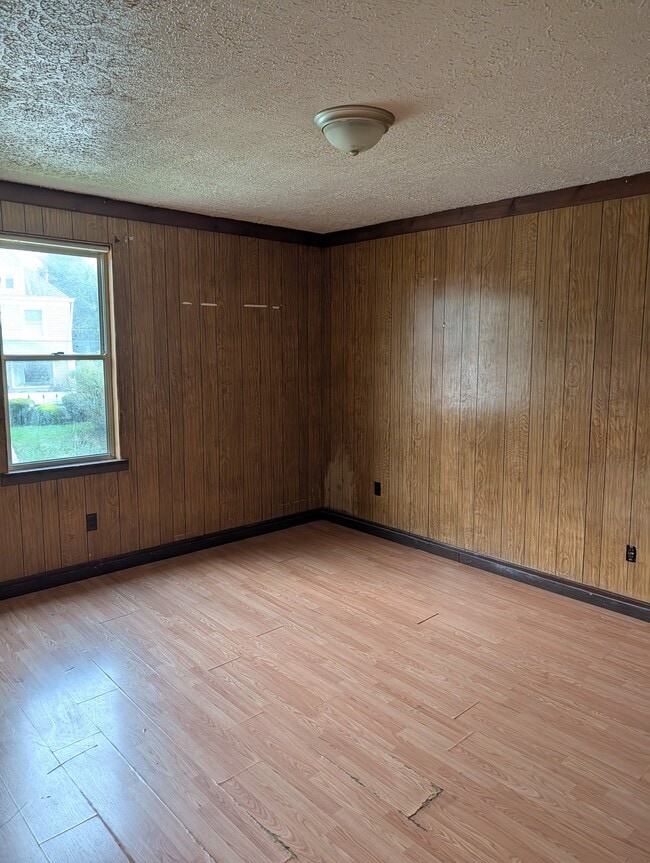 Photo - 120 Custer Ave Unit 2
