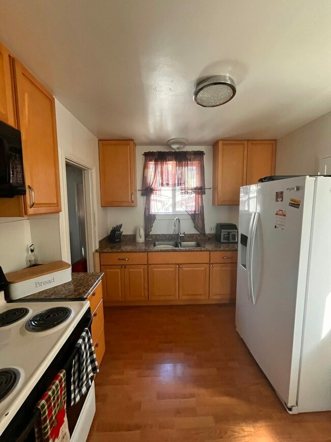 2117 106th Ave