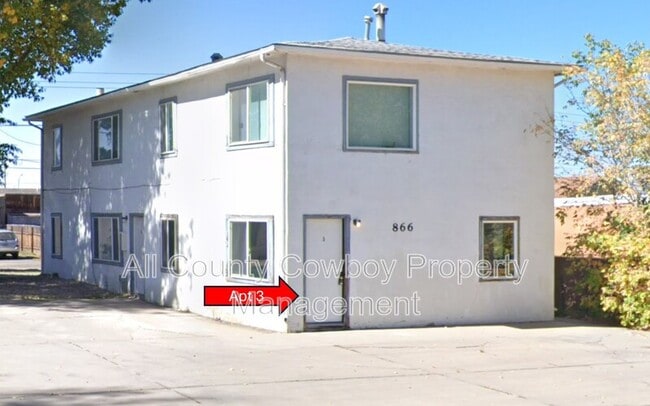 Building Photo - 866 N 5th St Unit Apt 3
