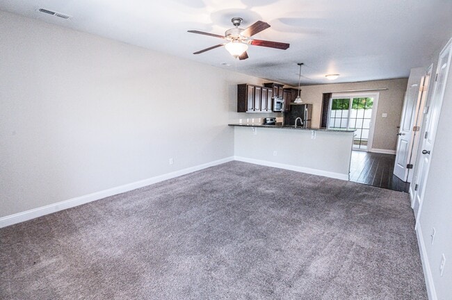 Photo - 114 Meadow Way