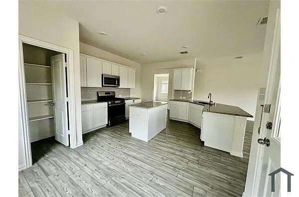 Photo - 6133 Hightower St