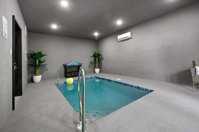 Photo - 2609 Stonebrook Dr Unit ID1051735P