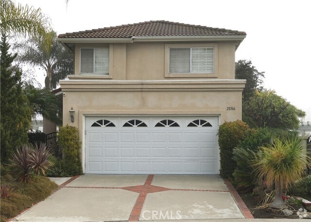 Building Photo - 28366 Via Nandina Rental