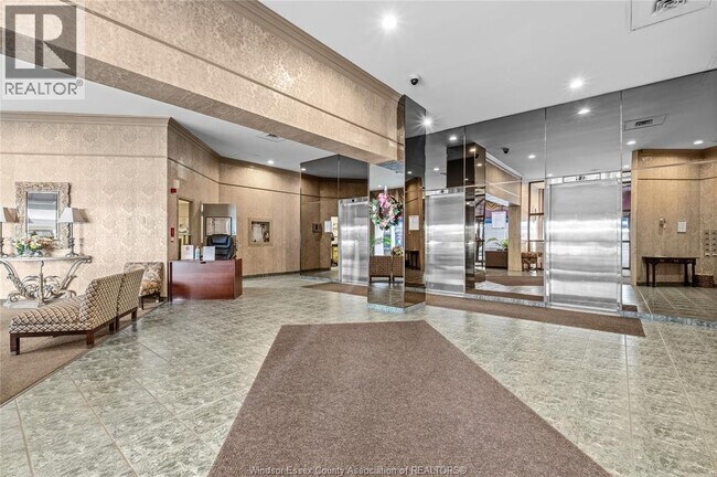 Photo - 380 Pelissier St Unit 301