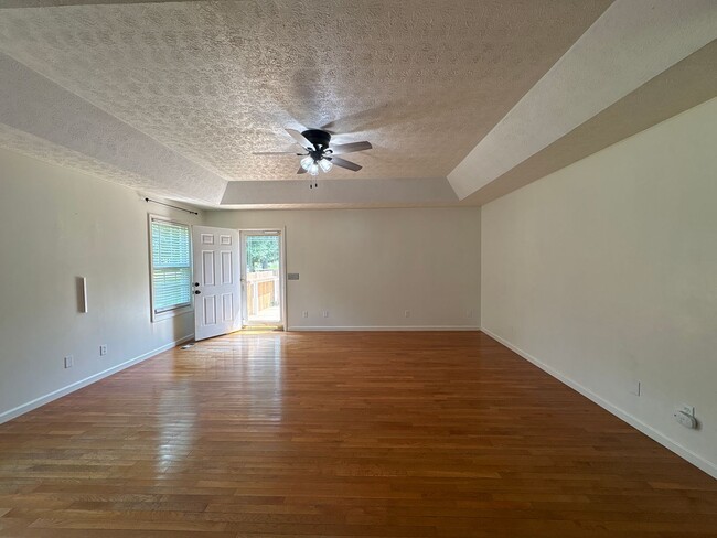 Photo - 671 Circle Dr