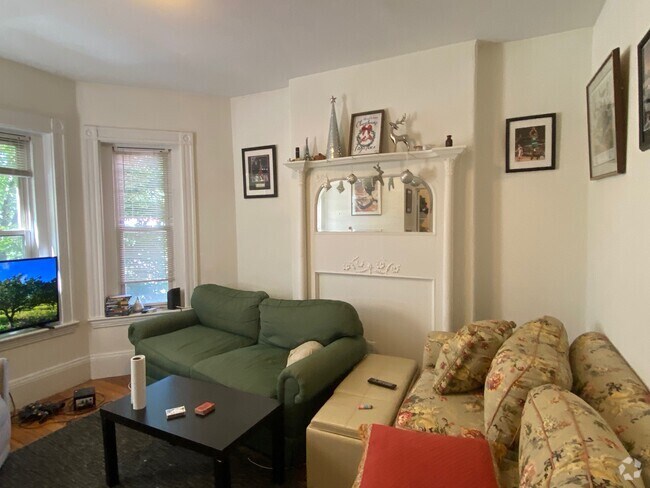 Building Photo - 73 Brighton Ave Unit 2 Rental