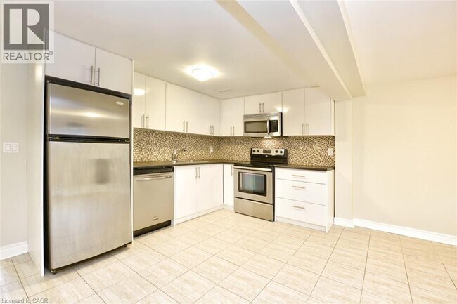 Photo - 25 Endfield Ave