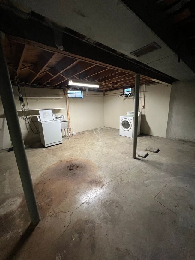 Photo - Indian Hills 3 Bedroom 1.5 Bath