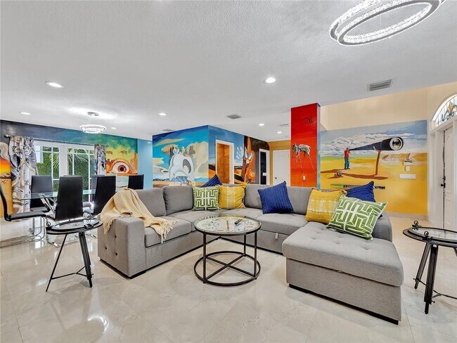 Photo - 851 N 11th Ave