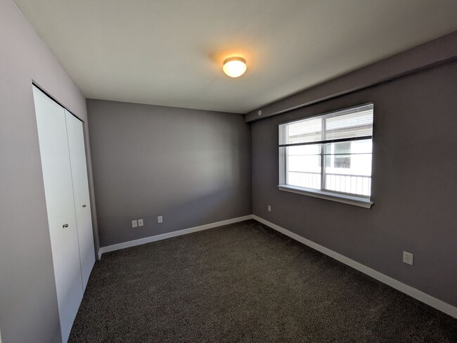 Photo - 2 Bedroom 2 Bath Apartment on Bakerview Rd Unit 31-306