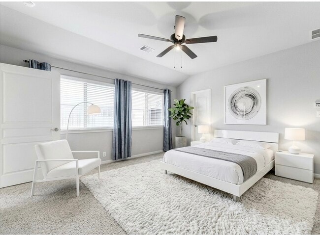 Photo - 485 Harding Ln