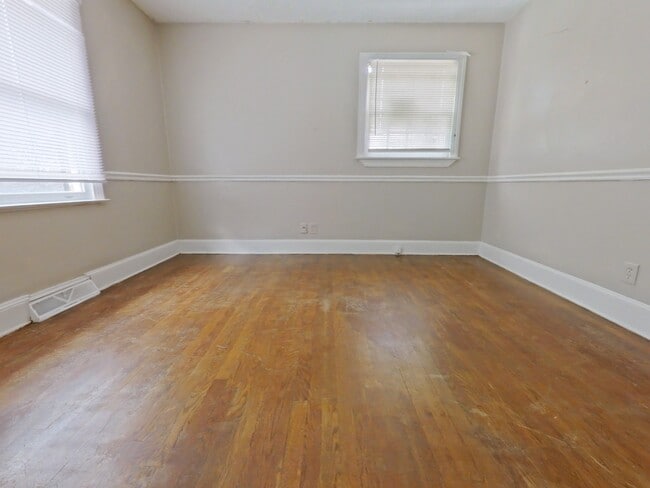 Photo - 822 Holt Ave