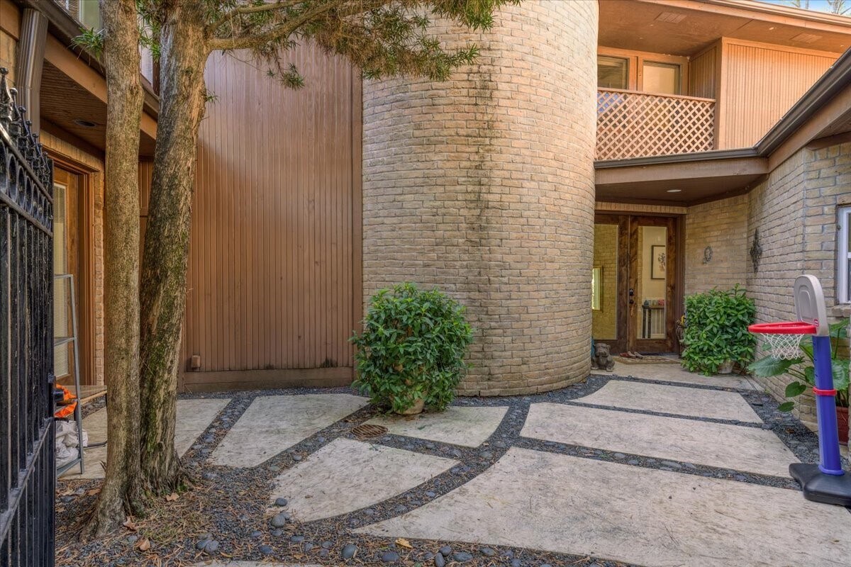 Photo - 201 Vanderpool Ln Unit 130