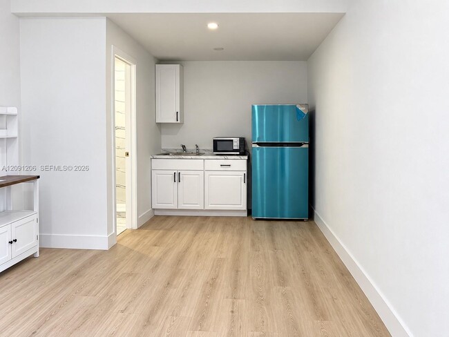 7637 Biltmore Blvd Unit 1