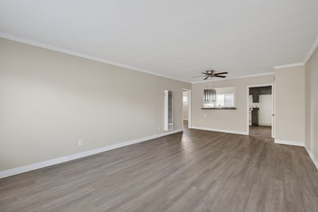 Building Photo - 25218 Loytan St