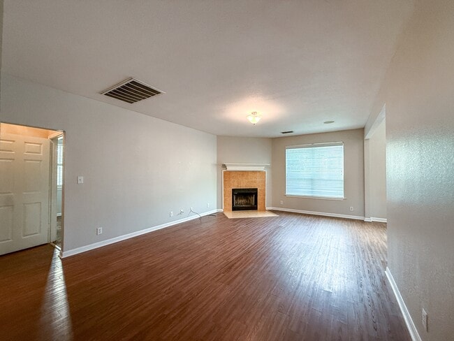 1777 Jacobs Ct
