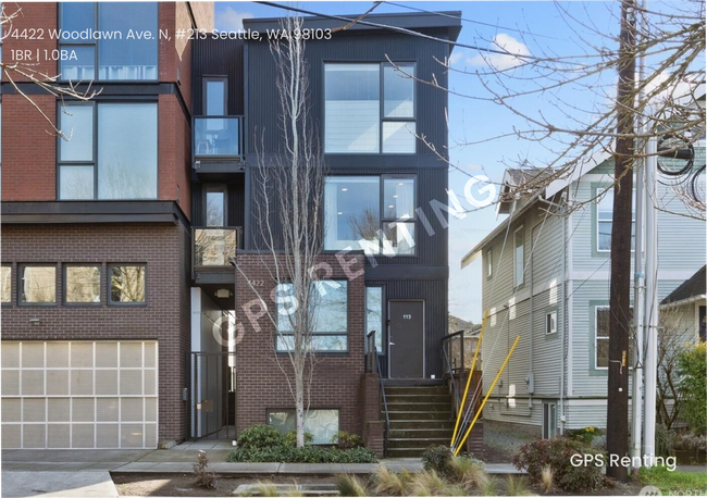 Building Photo - 4422 Woodlawn Ave N Unit 213 Rental