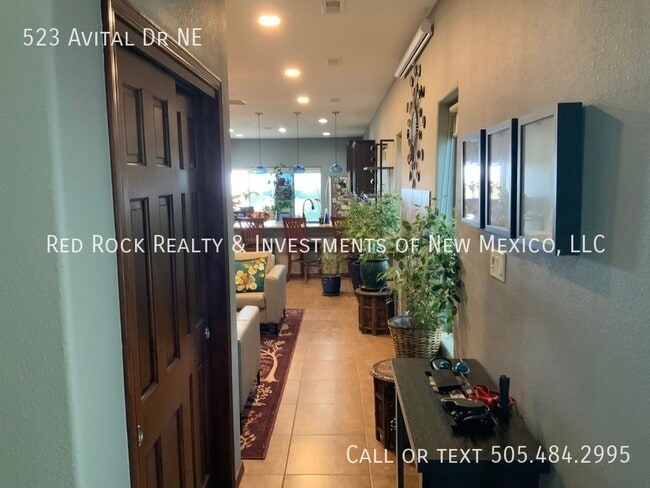 Photo - 523 Avital Dr NE