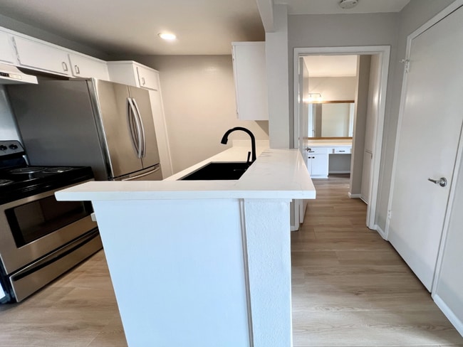 Photo - 8163 Redlands St Unidad 042