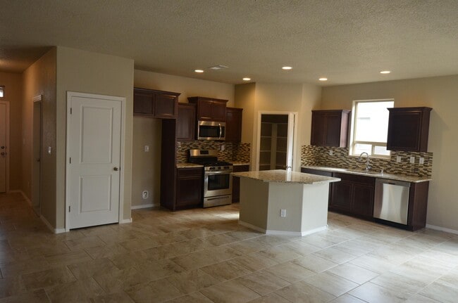 Photo - 1664 Valle Vista Rd NW