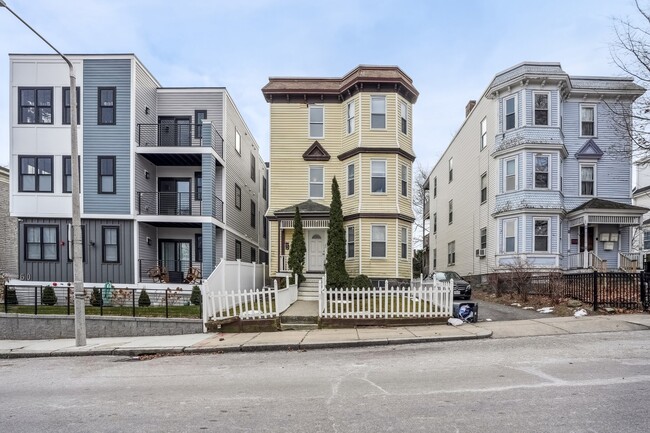 Photo - 62 Fuller St