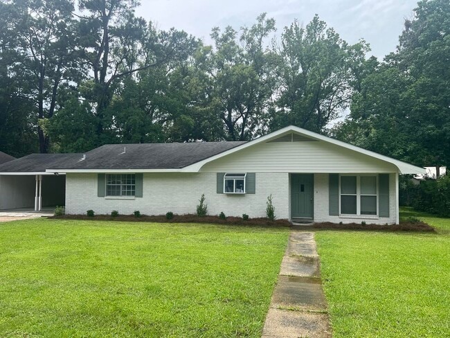 Photo - 109 Alida St