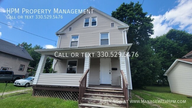 Spacious 5 bedroom house in Akron - Spacious 5 bedroom house in Akron