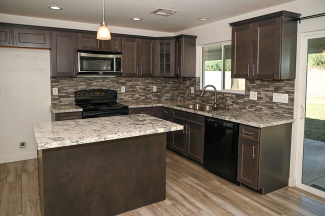 Photo - 19601 N 33rd Ave