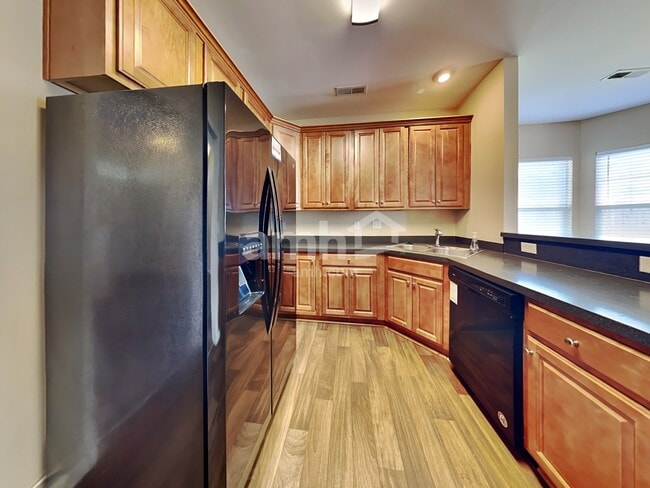 Photo - 7740 Desoto Dr
