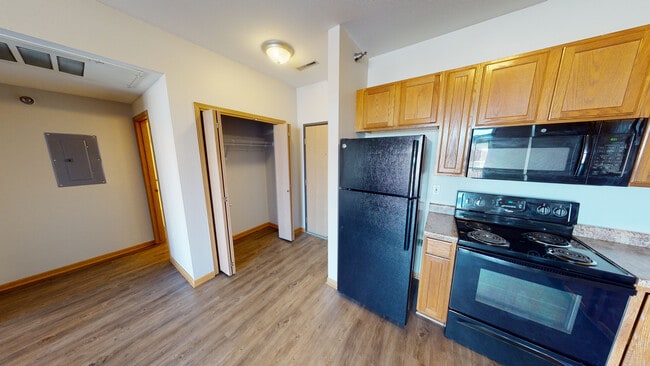 Photo - Wessex Apartments