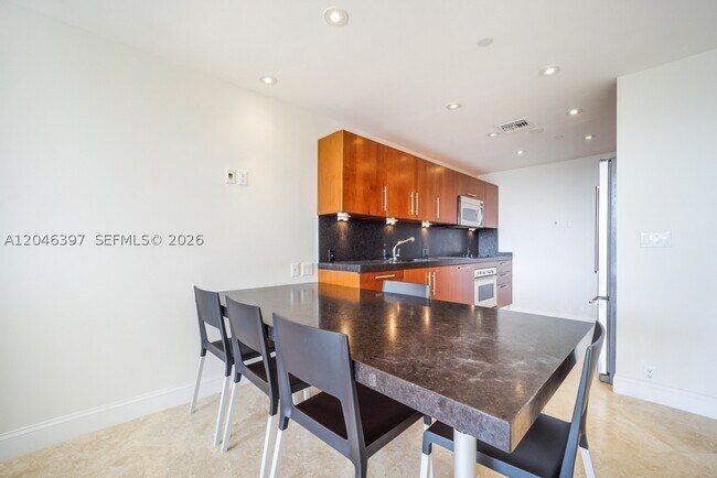 Photo - 151 Crandon Blvd Unit 439