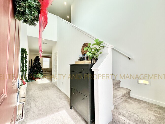 Photo - 7064 W Vineridge Dr