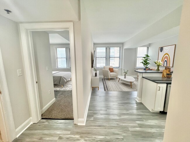 Rittenhouse Row Apartments
