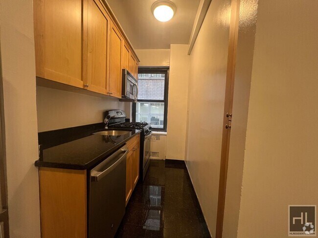 Building Photo - EAST 56 STREET Unit 3L Rental